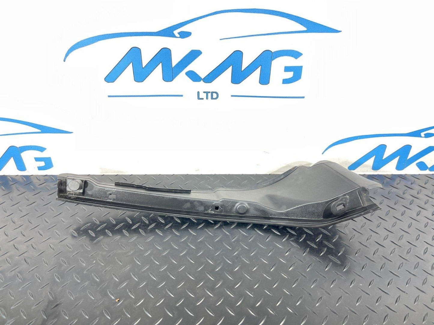 14-21 BMW 2 SERIES ACTIVE TOURER F45 F46 PASSENGER SIDE FENDER SEALING 7300517