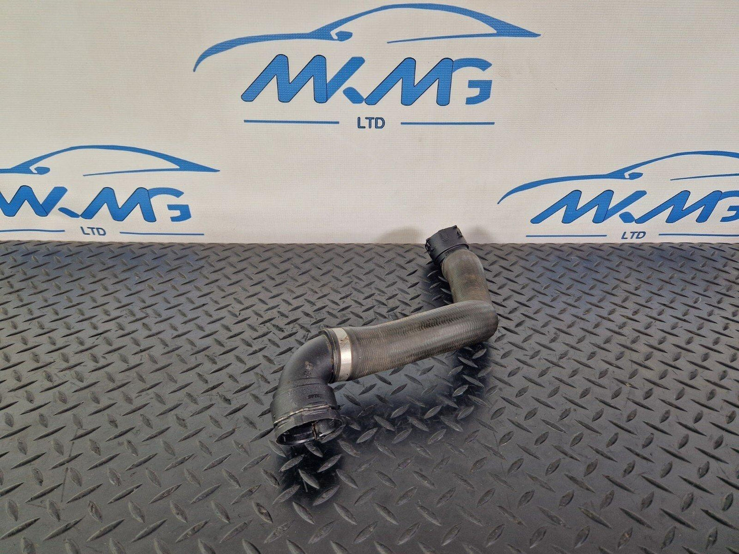 14-21 MERCEDES BENZ W205 GENUINE OEM COOLANT HOSE PIPE A2055010082