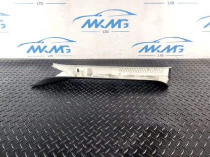 10-18 VW TOUAREG 7P GENUINE RIGHT O/S BLACK A PILLAR TRIM 7P6867234T