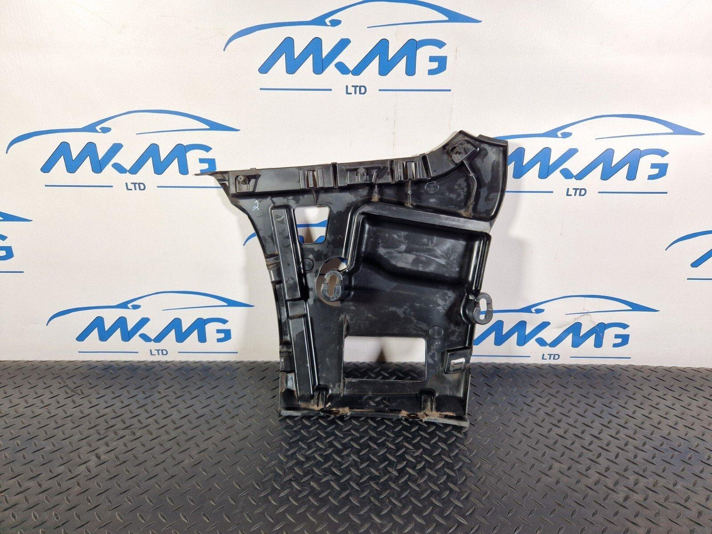 12-18 BMW 3 SERIES F30 F31 GENUINE REAR BUMPER SIDE BRACKET RIGHT 7384480