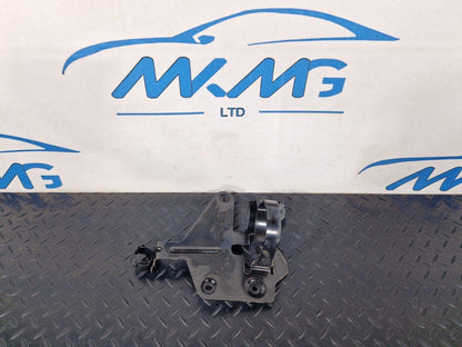 12-18 AUDI A6 C7 PASSENGER LEFT FRONT COOLANT PUMP BRACKET MOUNT 4G0145879N