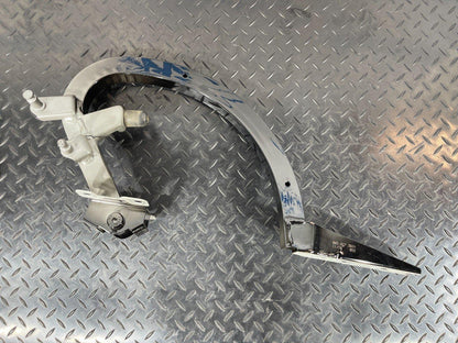 16-19 AUDI A4 B9 SALOON REAR RIGHT O/S BOOT HINGE IN BLACK LY9B 8W5827302A