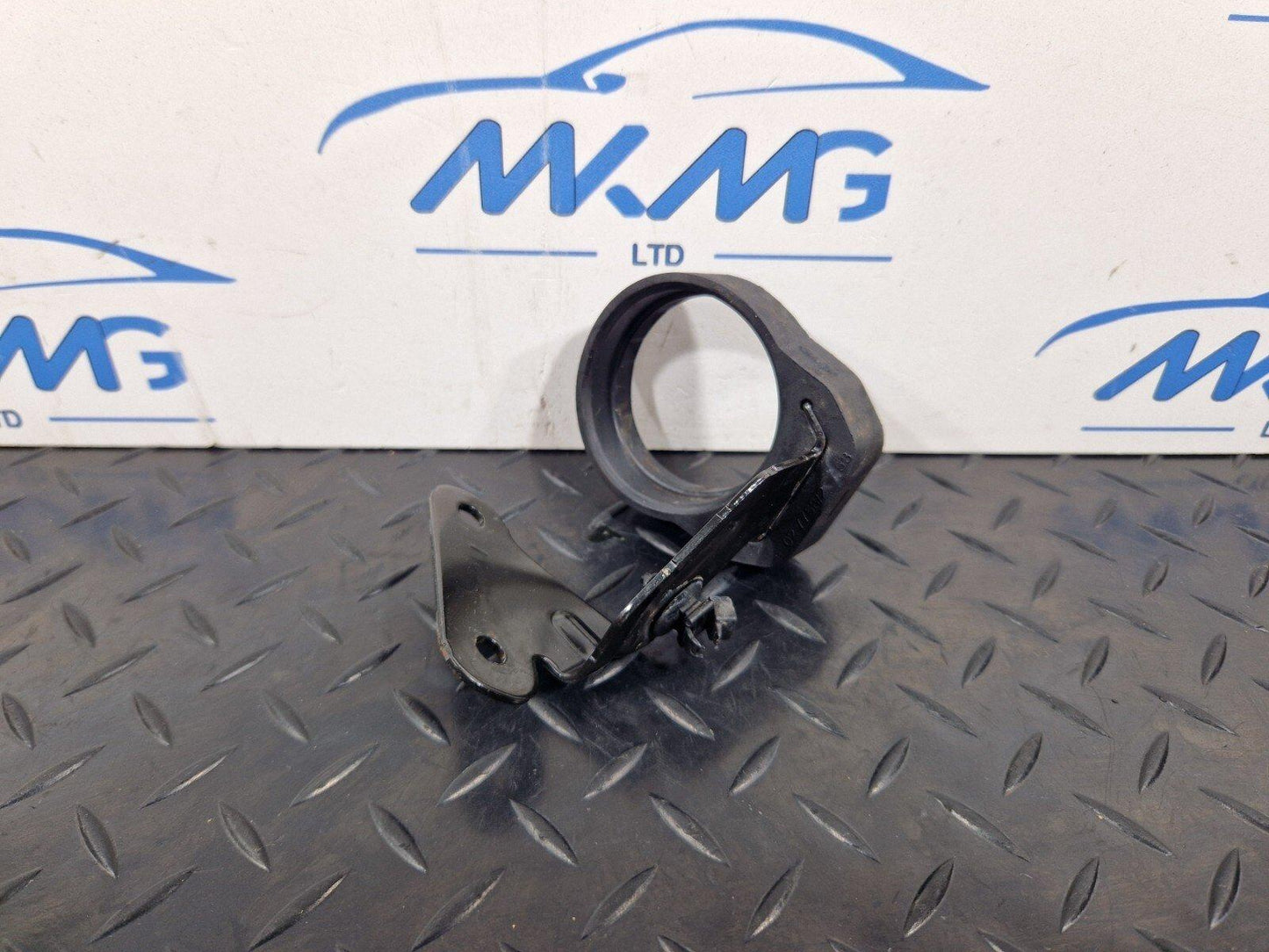 14-20 MERCEDES BENZ GLA 200 X156 GENUINE OEM AUXILIARY WATER PUMP A2465010020