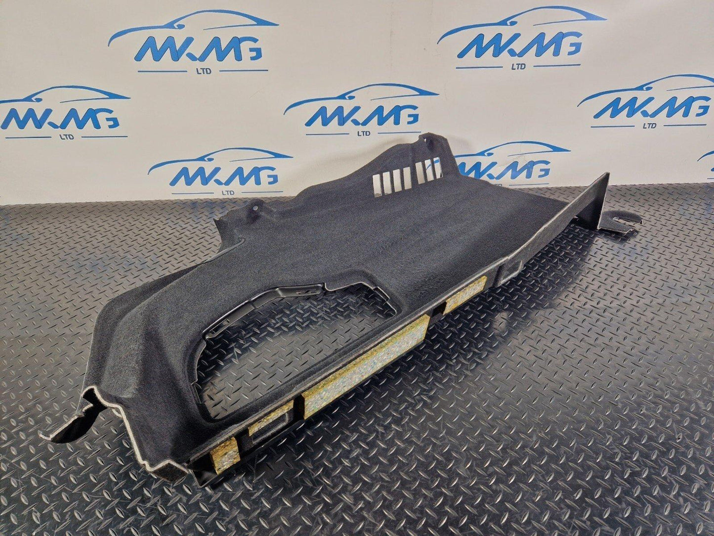 12-18 AUDI A6 C7 REAR LEFT SIDE BOOT PANEL COVER 4G5863887D