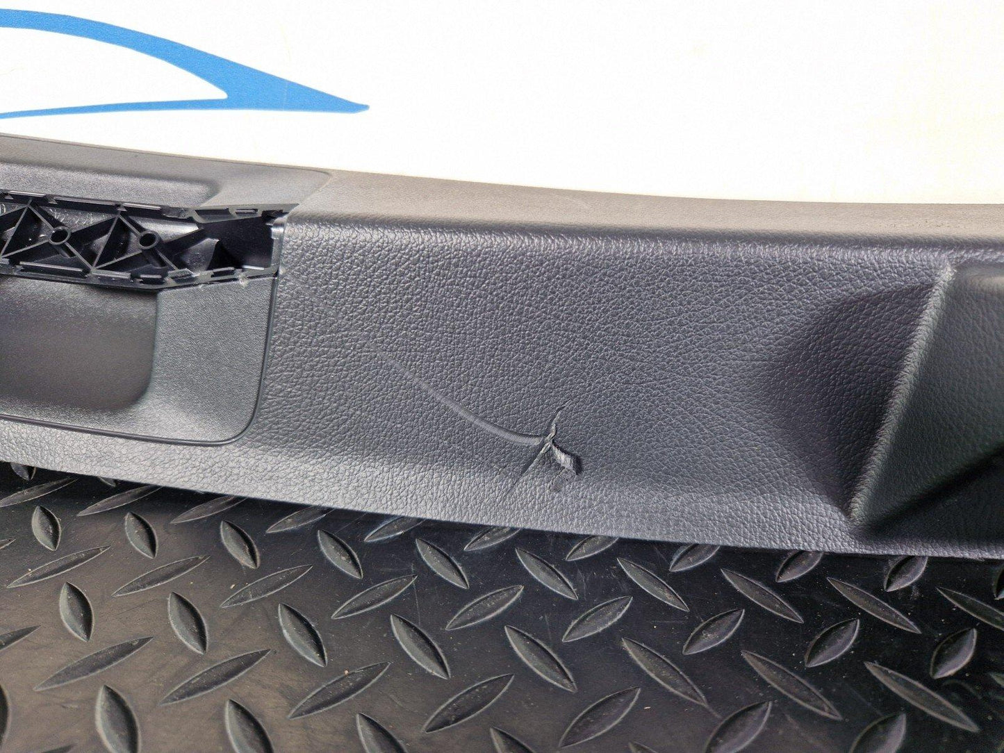 18-ON MERCEDES BENZ A CLASS W177 TAILGATE LOWER TRIM PANEL A1777401000