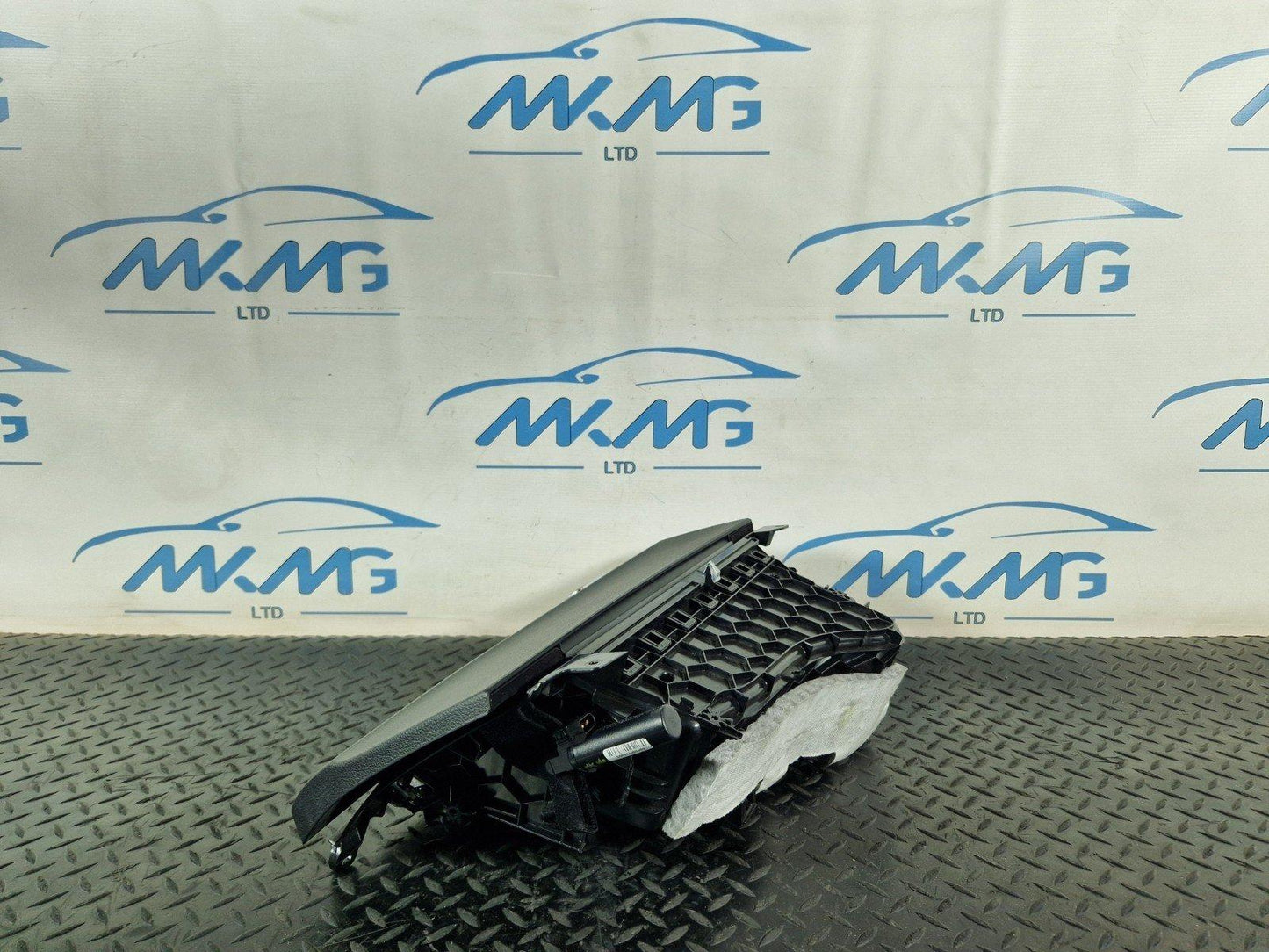 BMW 1 SERIES GENUINE GLOVE BOX STORAGE COMPARTMENT 922725006