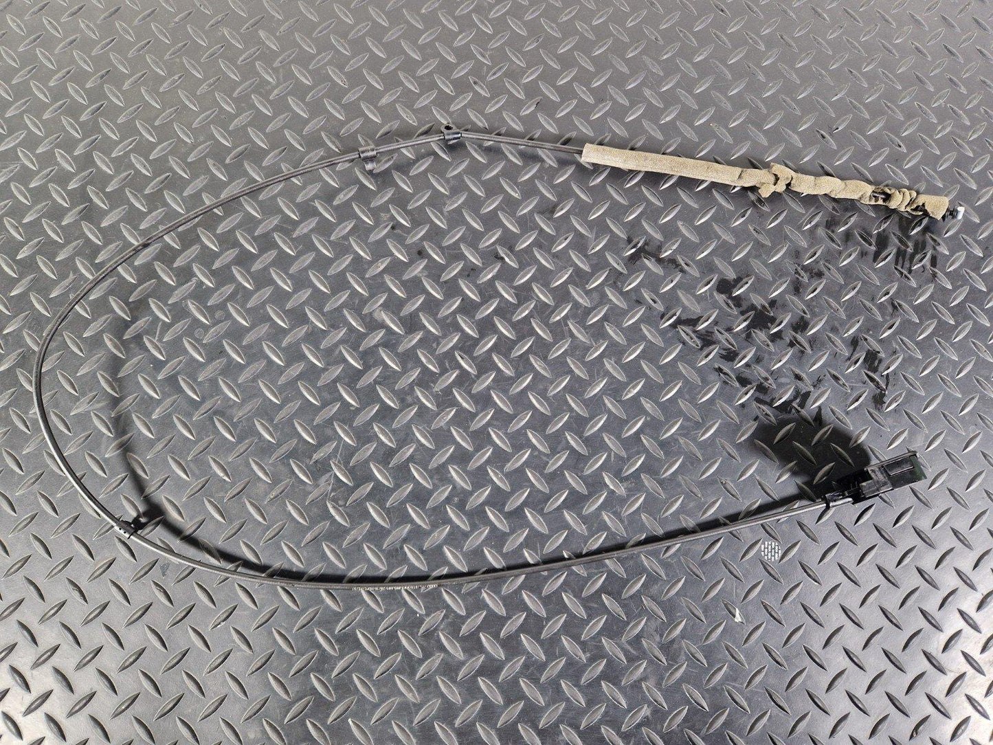 16-19 AUDI A4 AVANT B9 S-LINE GENUINE REAR LEFT SEAT RELEASE CABLE 8W9885681