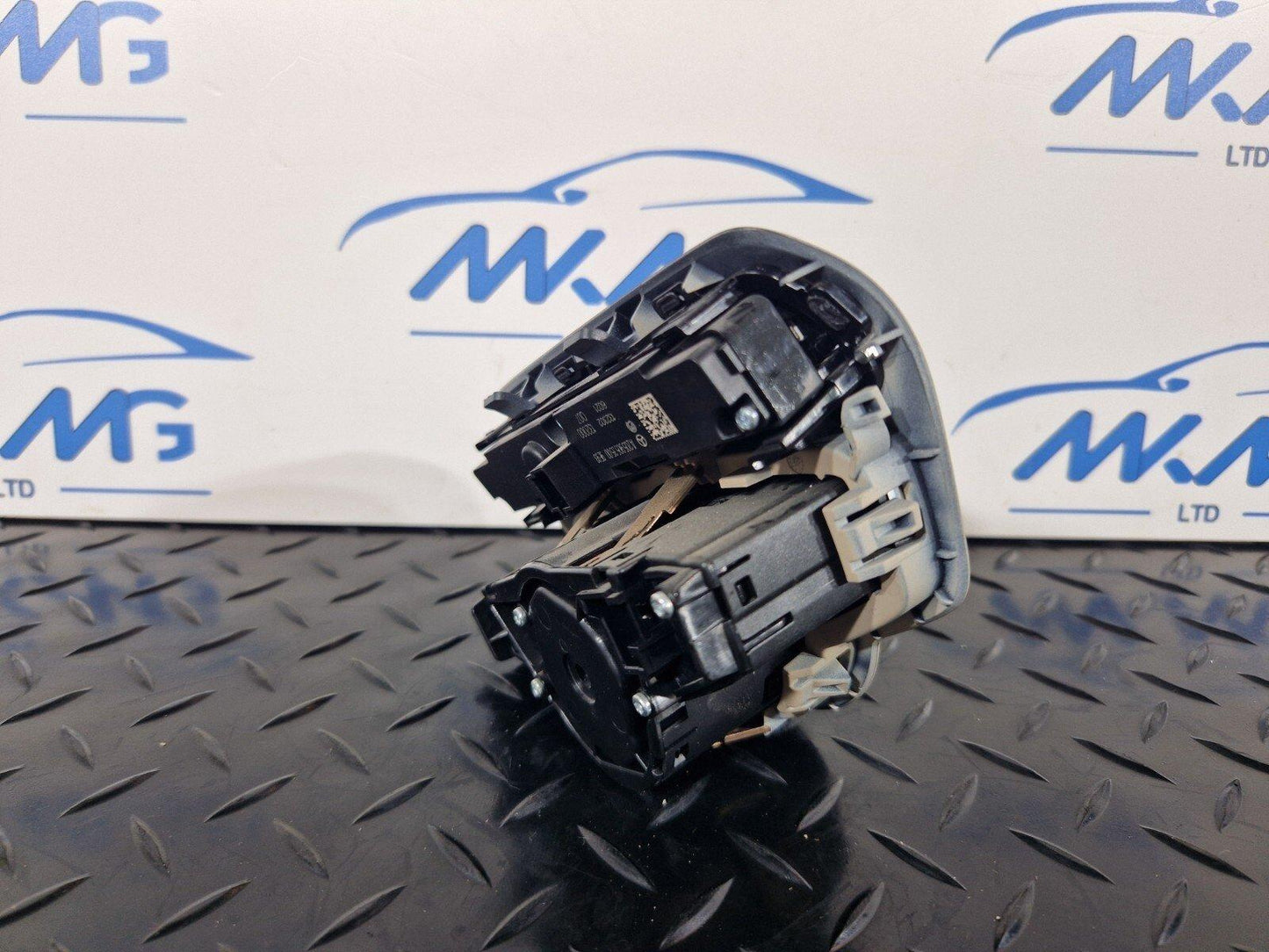 14-21 MERCEDES BENZ C350e W205 HEADLIGHTS & PDC CONTROL SWITCH A2059057007