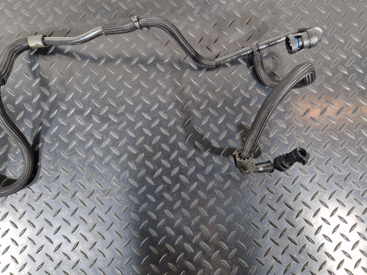 19-ON MERCEDES BENZ CLA C118 ENGINE BREATHING VACUUM LINE PIPE HOSE A1774306000