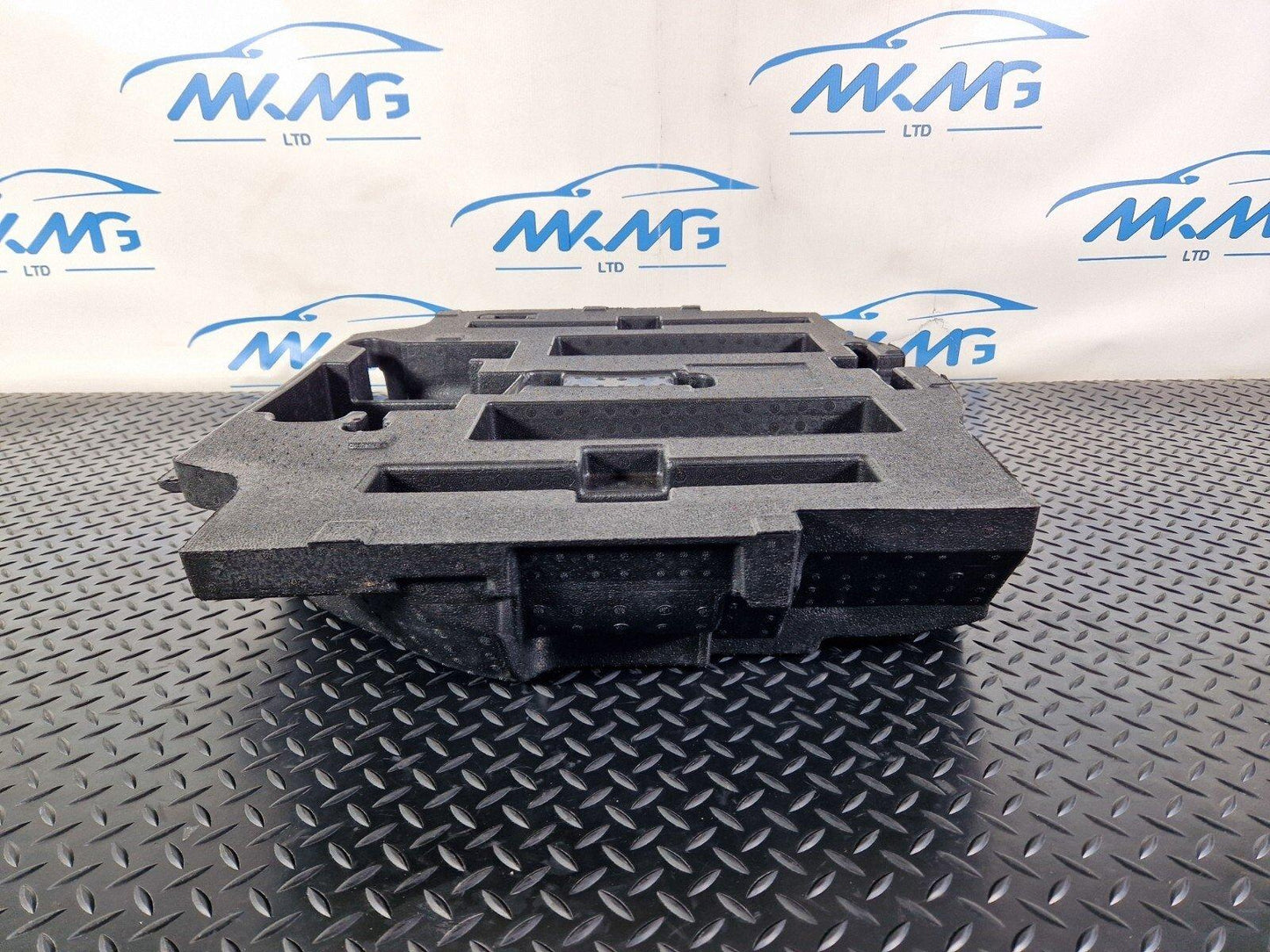 16-24 AUDI A5 F5 OEM GENUINE TOOL BOX 8W7863091A