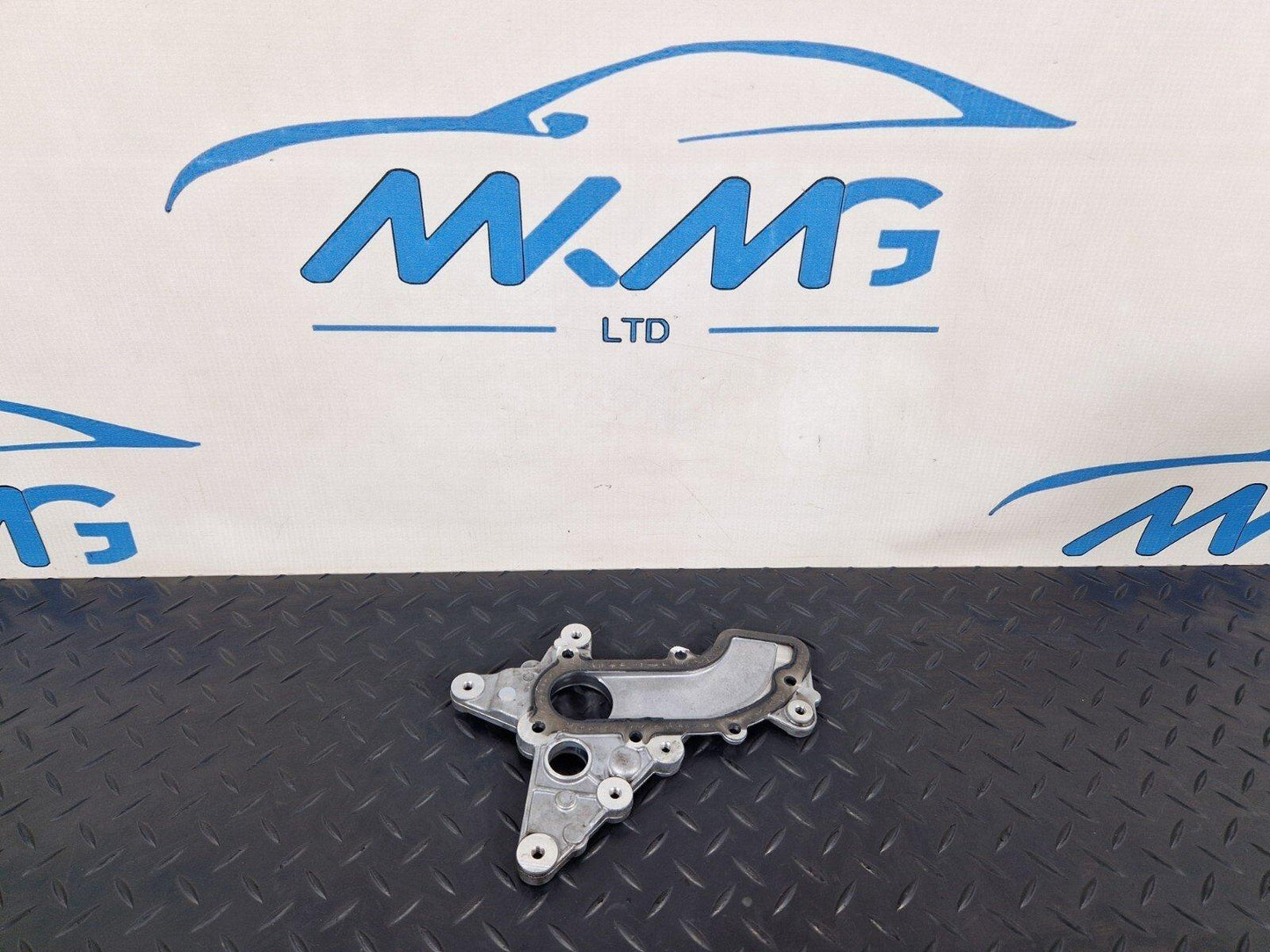 19-ON MERCEDES BENZ A B W177 W247 2.0D OM654 OIL SUMP PAN PLATE A6540149100