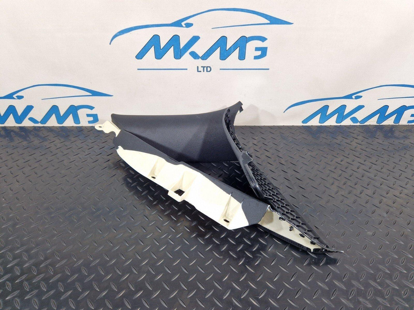 12-18 AUDI A6 C7 GENUINE LEFT PASSENGER SIDE C-PILLAR TRIM COVER 4G5867287