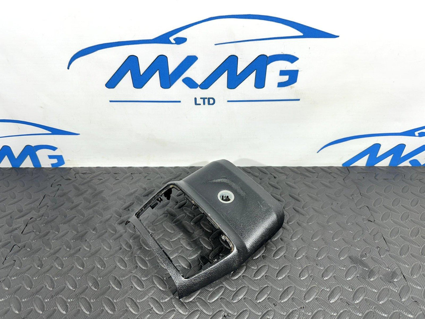 14-21 BMW 2 SERIES GENUINE GRAN TOURER F45 F46 REAR CENTRE CONSOLE TRIM 9319567