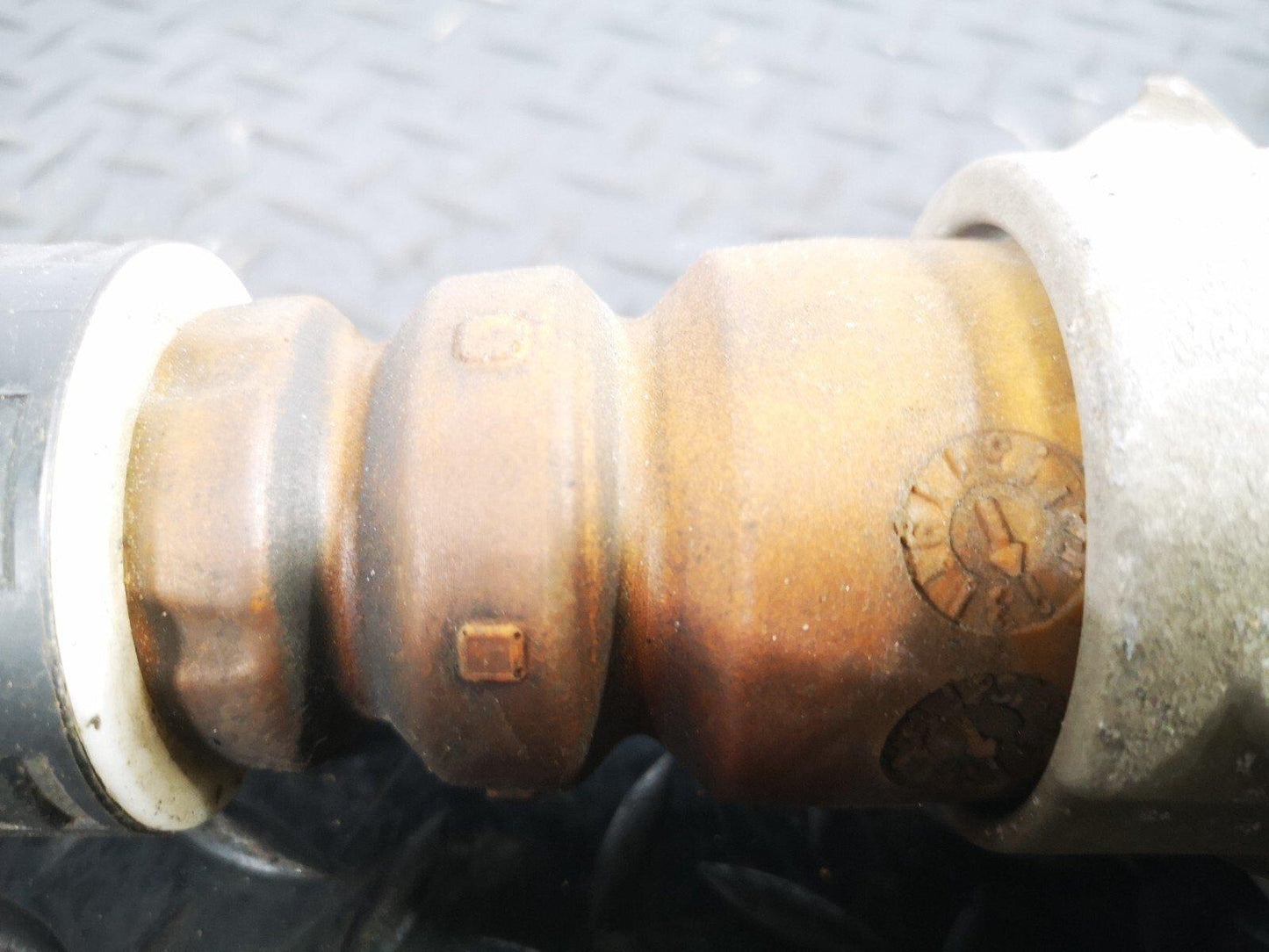 16-19 AUDI A4 B9 V6 3.0TDI REAR LEFT OR RIGHT SIDE SHOCK ABSORBER 8W9035E