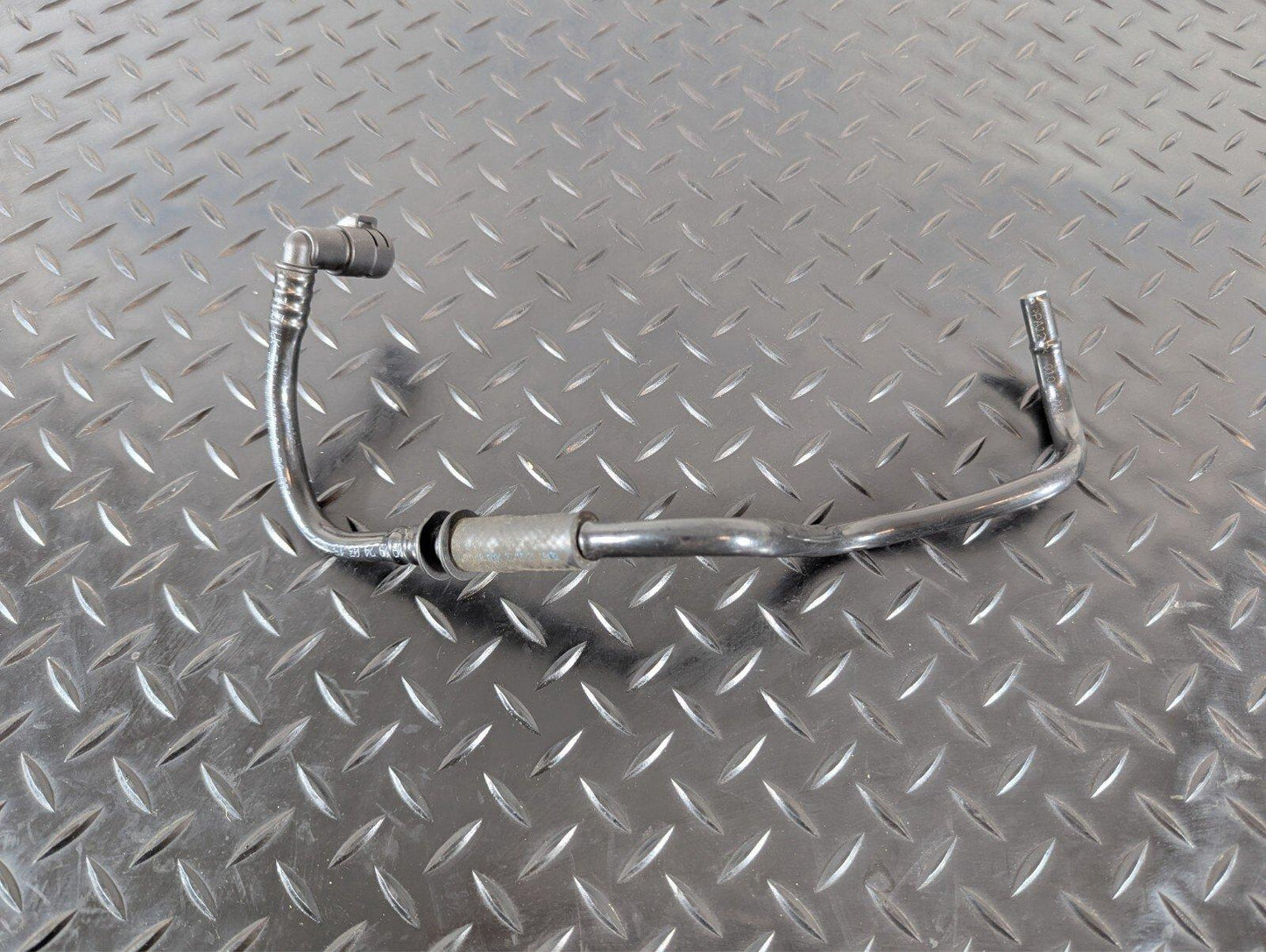 13-19 MERCEDES BENZ CLA C117 GENUINE OEM VACUUM PURGE VALVE PIPE A2464700664