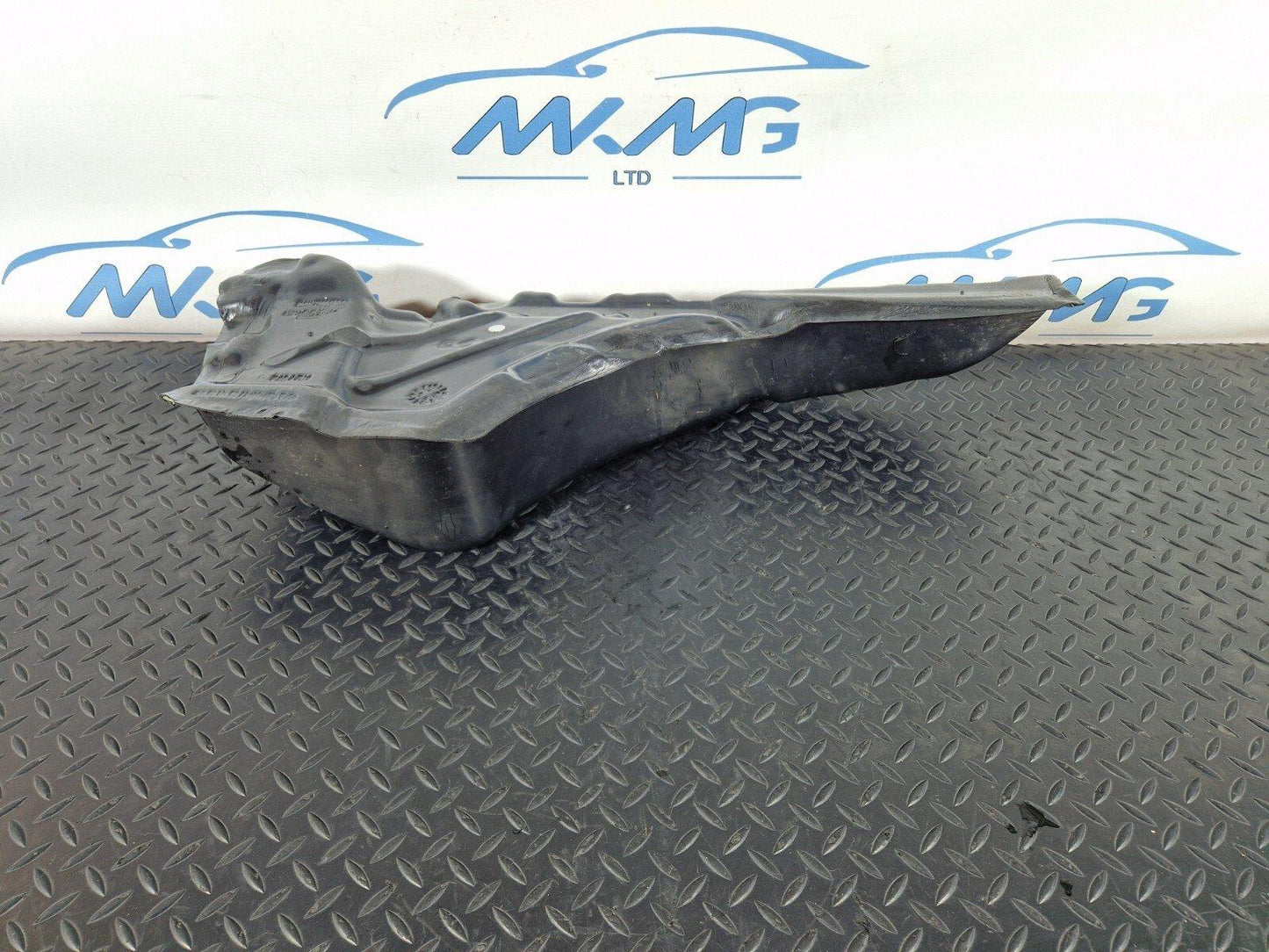 16-22 BMW X1 F48 GENUINE FRONT RIGHT O/S WING FENDER SOUND INSULATION 7398420