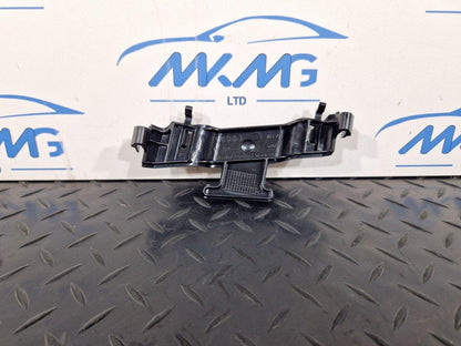 16-19 AUDI A4 AVANT B9 S-LINE PILLAR SEAT BELT GUIDE GUIDE BRACKET 8W0867192