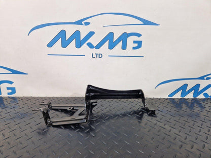 18-ON MERCEDES BENZ A CLASS W177 ABS PUMP MOUNT BRACKET SUPPORT A1774303400