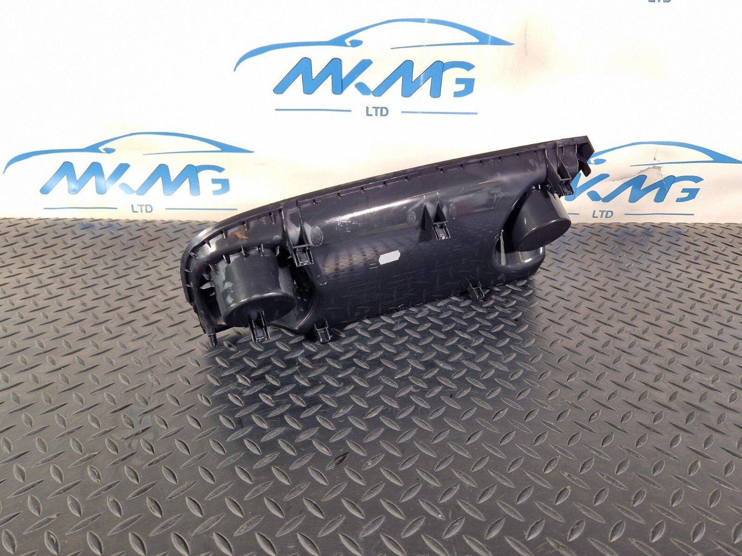 18-ON MERCEDES BENZ SPRINTER W907 W910 OEM STORAGE TRIM LEFT SIDE A9106803300