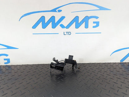 13-19 MERCEDES BENZ CLA C117 SUSPENSION STRUT FRONT LEFT BRACKET A2464210594