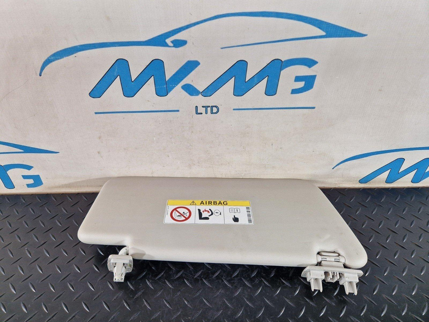 16-19 MERCEDES BENZ GLE W166 FRONT LEFT PASSENGER SIDE SUN VISOR A0078173620