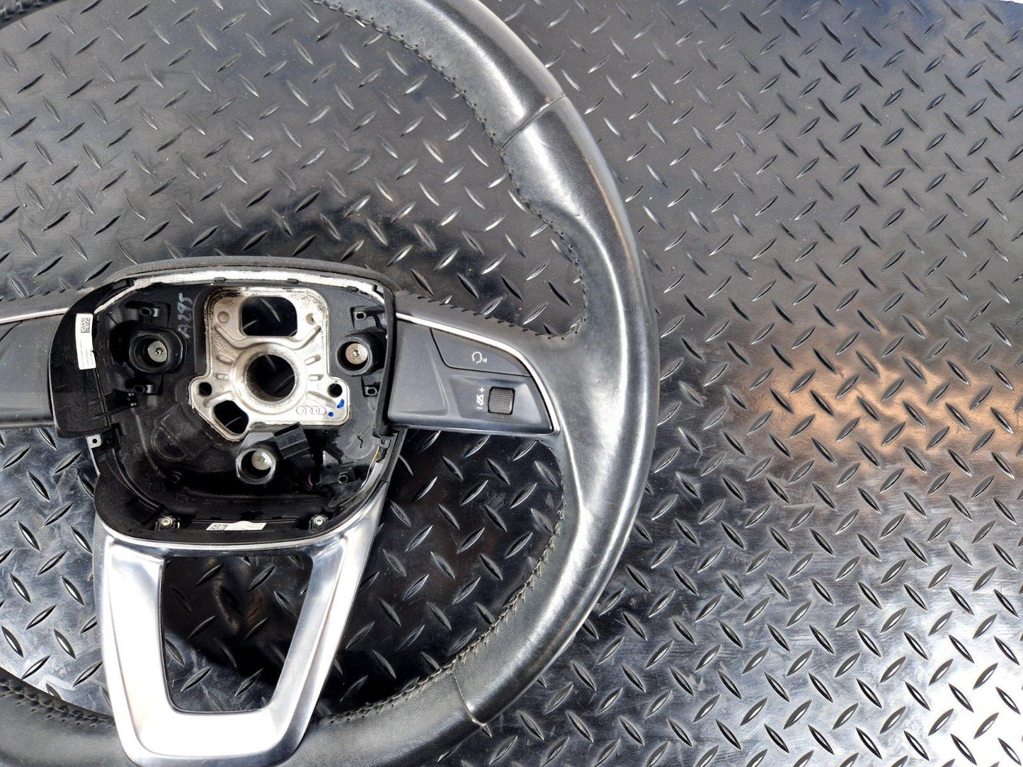 16-19 AUDI A4 B9 GENUINE MULTIFUNCTION STEERING WHEEL 4M0419689