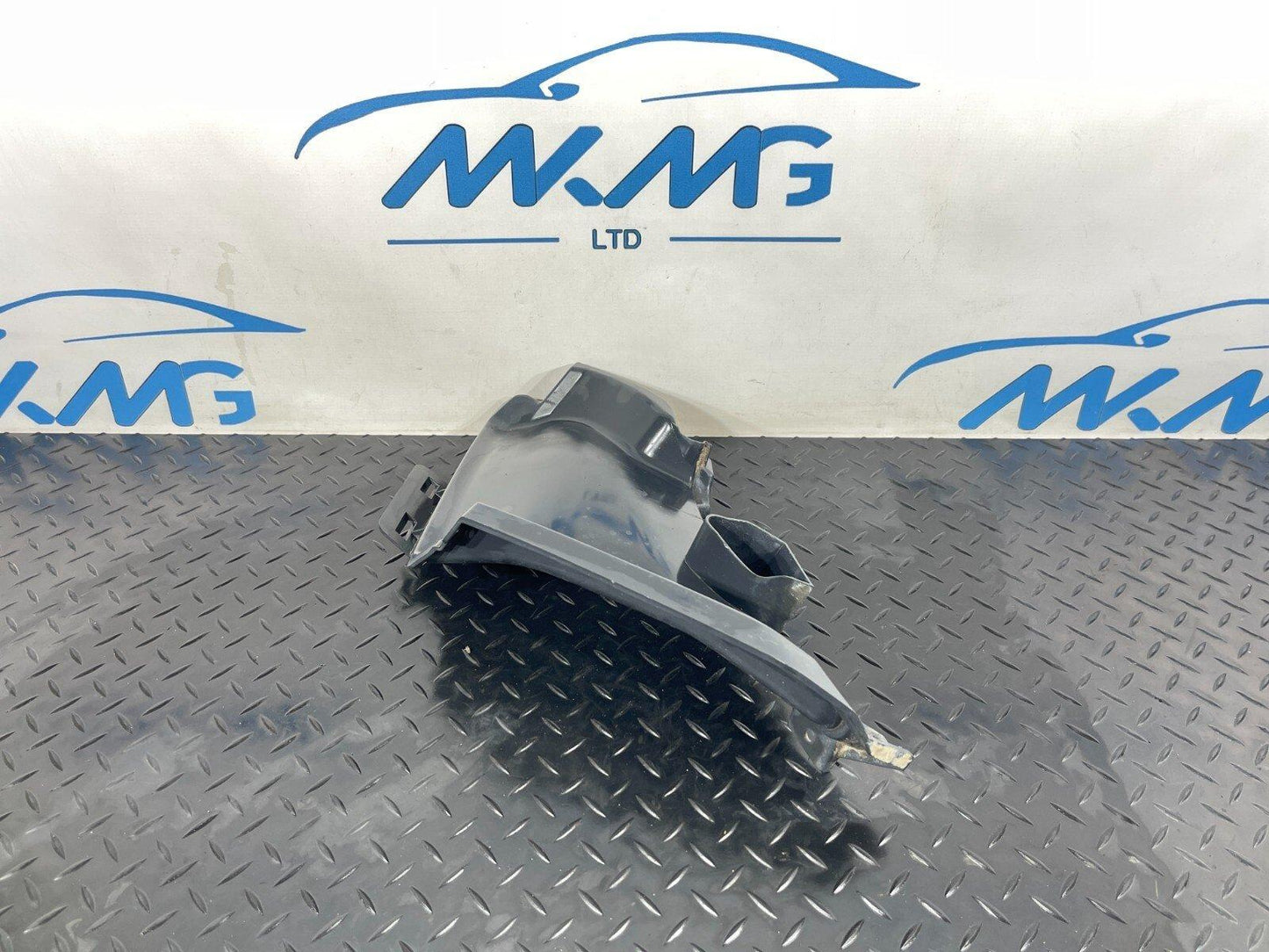 2019-ON  LAND ROVER DISCOVERY L550 DRIVER SIDE FRONT BUMPER BRACKET LK7217E950A