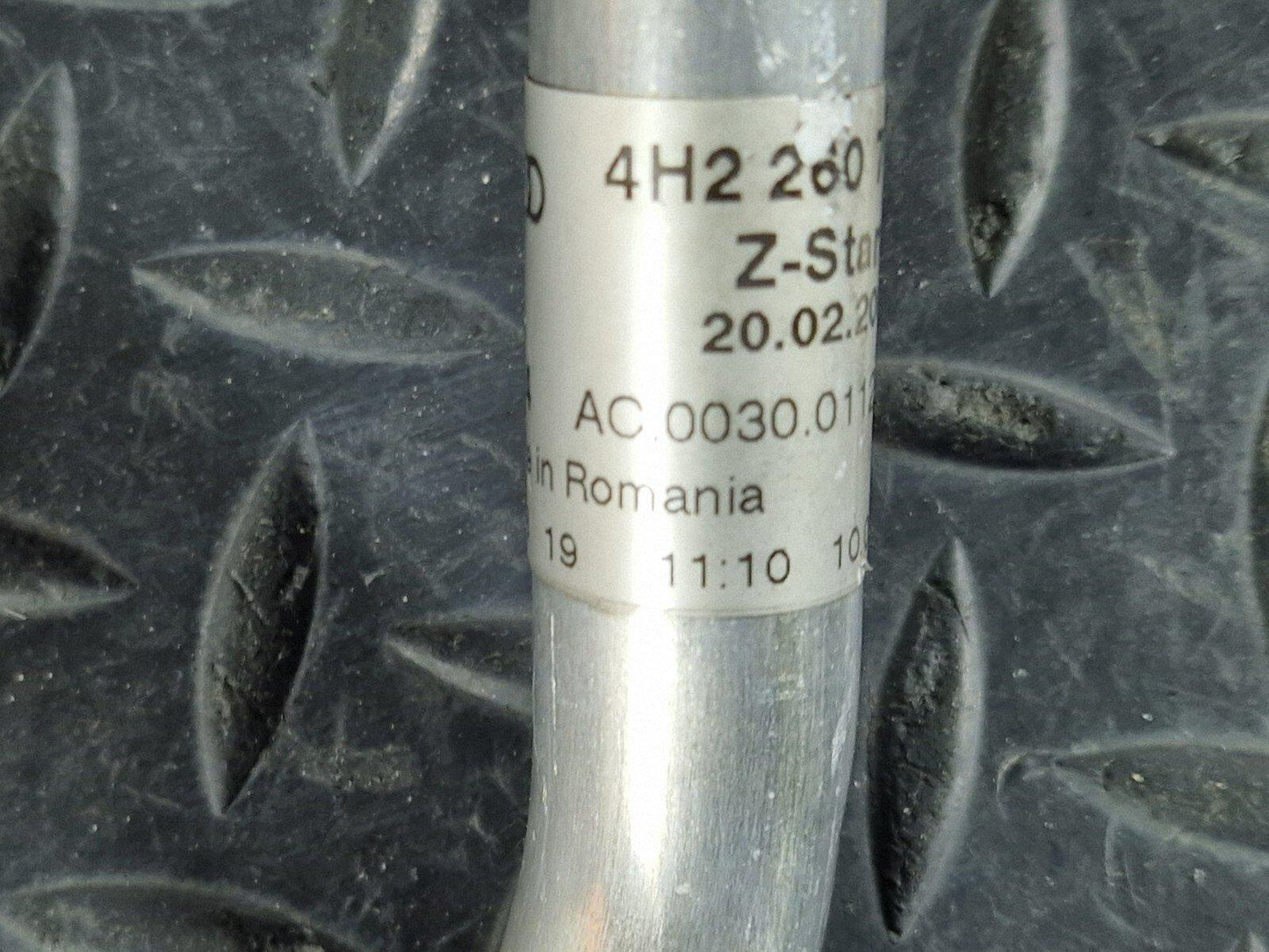 10-17 AUDI A8 4H GENUINE AC PIPE HOSE 4H2260713H