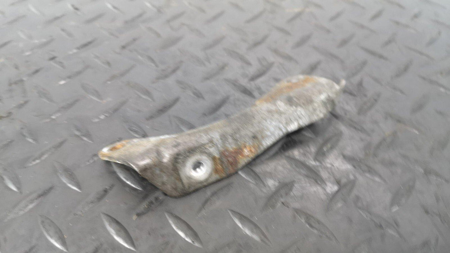 12-18 MERCEDES A B CLA-CLASS 1.8/2.1 CDI INTAKE MANIFOLD BRACKET A6510982339