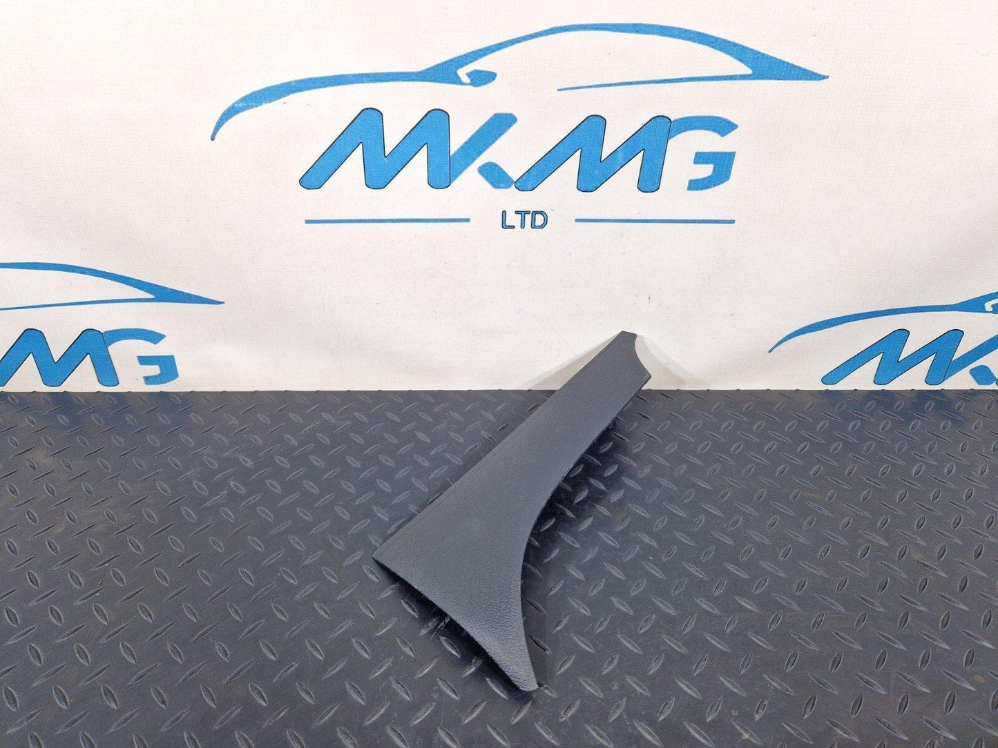 18-ON MERCEDES BENZ SPRINTER W907 DASHBOARD COVER LEFT LOWER TRIM A9106803000