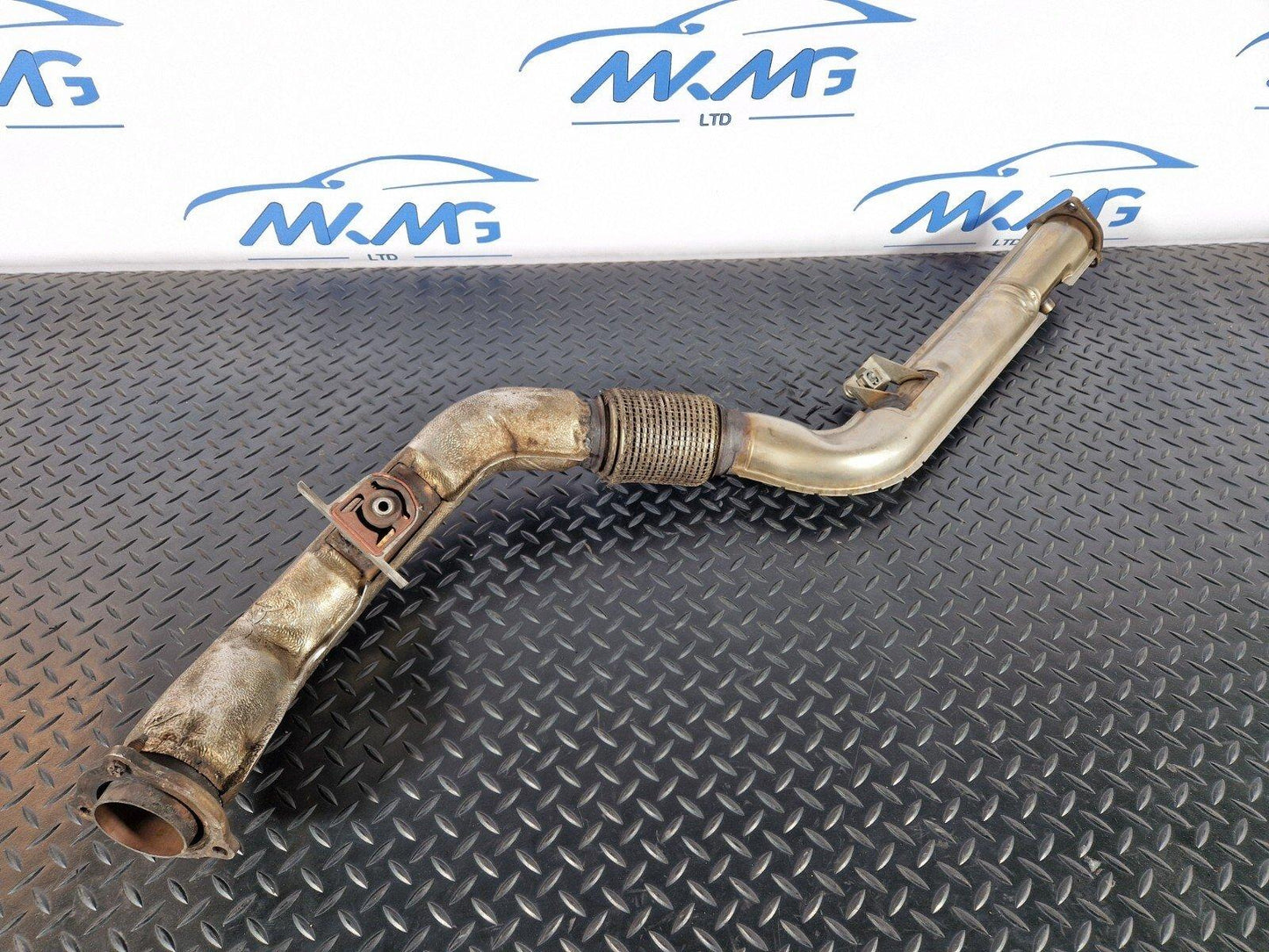 16-23 AUDI A5 F5 A4 B9 2.0TDI EXHAUST FLEXIBLE PIPE 8W0253300AN