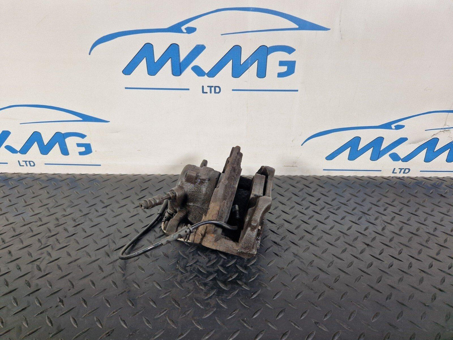 14-21 BMW 2 SERIES F45 F46 218D B47 GENUINE FRONT LEF N/S BRAKE CALIPER NL