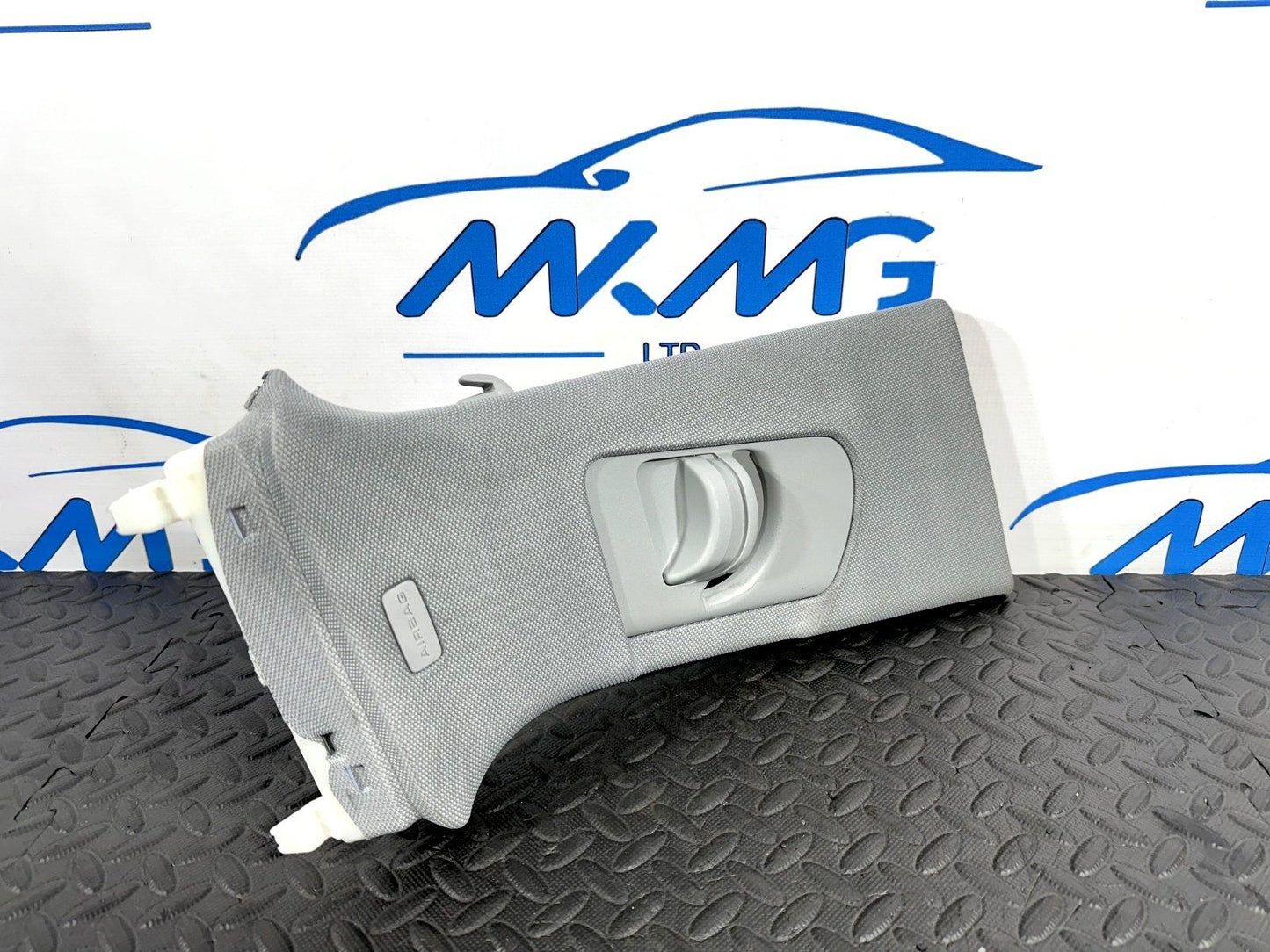 16-19 AUDI A4 B9 GENUINE RIGHT DRIVER SIDE B-PILLAR TRIM COVER 8W0867244E