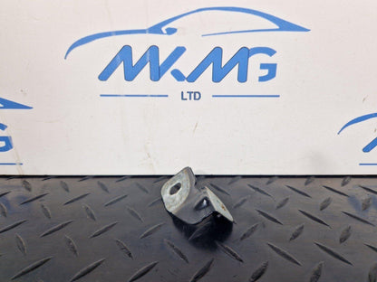 16-23 AUDI S5 COUPE GENUINE FRONT RIGHT DRIVER SIDE WING BRACKET 8W0821470