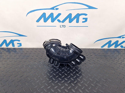 12-18 BMW 3 SERIES F30 F31 LCI AIR INTAKE RESONATOR DUCT 8601681