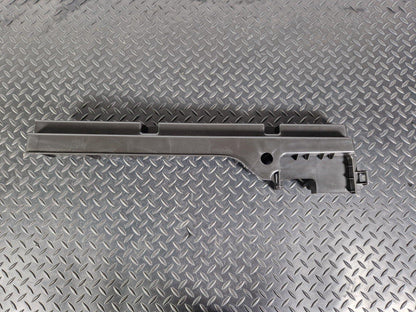 14-20 MERCEDES BENZ GLA 200 X156 LEFT QUATER PANEL TRIM BRACKET A1568901100