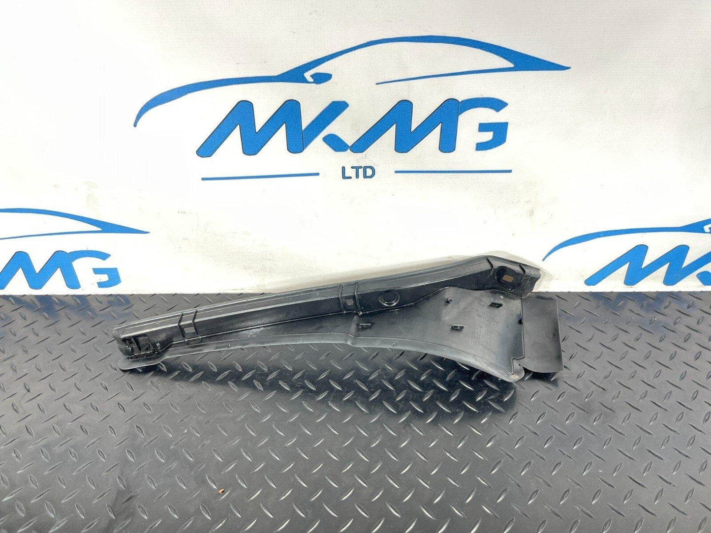 14-21 BMW 2 SERIES ACTIVE TOURER F45 F46 PASSENGER SIDE FENDER SEALING 7300517