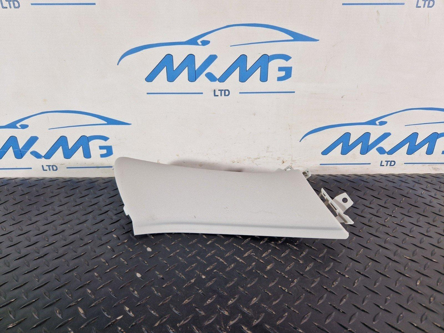 11-19 MERCEDES BENZ ML W166 REAR INTERIOR D PILLAR TRIM COVER A1666900525