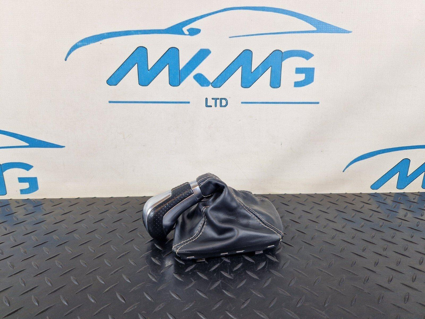 14-19 MERCEDES BENZ GLA X156 GENUINE OEM GEARKNOB A1763641710