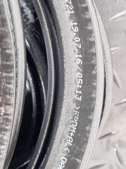 16-19 AUDI A4 AVANT B9 3.0 S-LINE GENUINE LEFT SIDE DOOR RUBBER SEAL 8W9833721