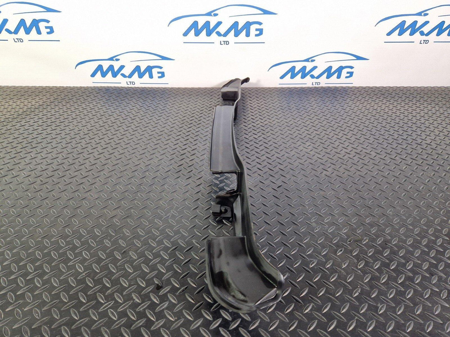 14-21 MERCEDES BENZ C200d W205 REAR BOOT TRUNK TRIM BLACK A2056910008
