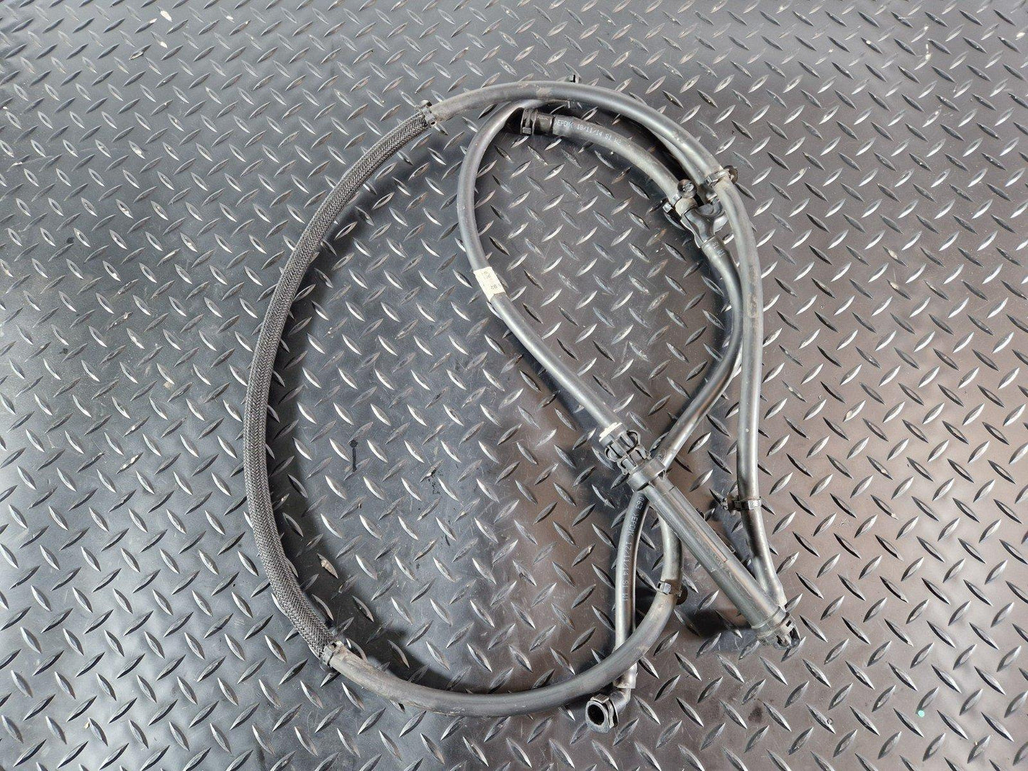 11-19 MERCEDES BENZ ML W166 HEADLIGHT WASHER HOSE PIPE A1668600592