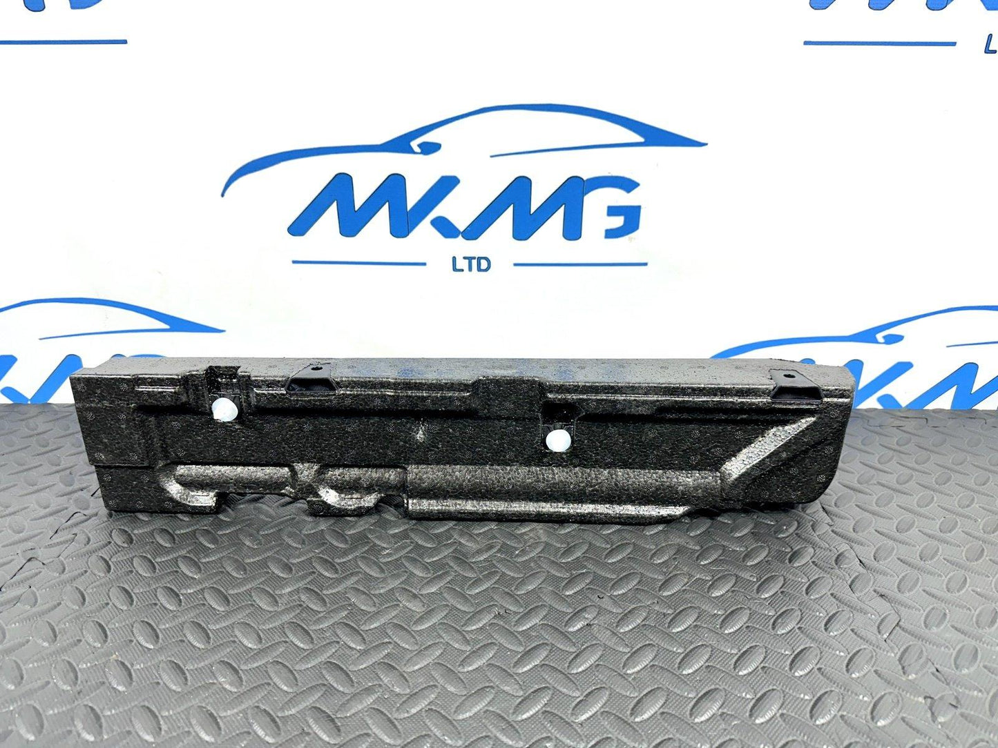 12-18 MERCEDES A-CLASS W176 REAR PASSENGER SIDE BOOT FOAM PANEL A1768900100