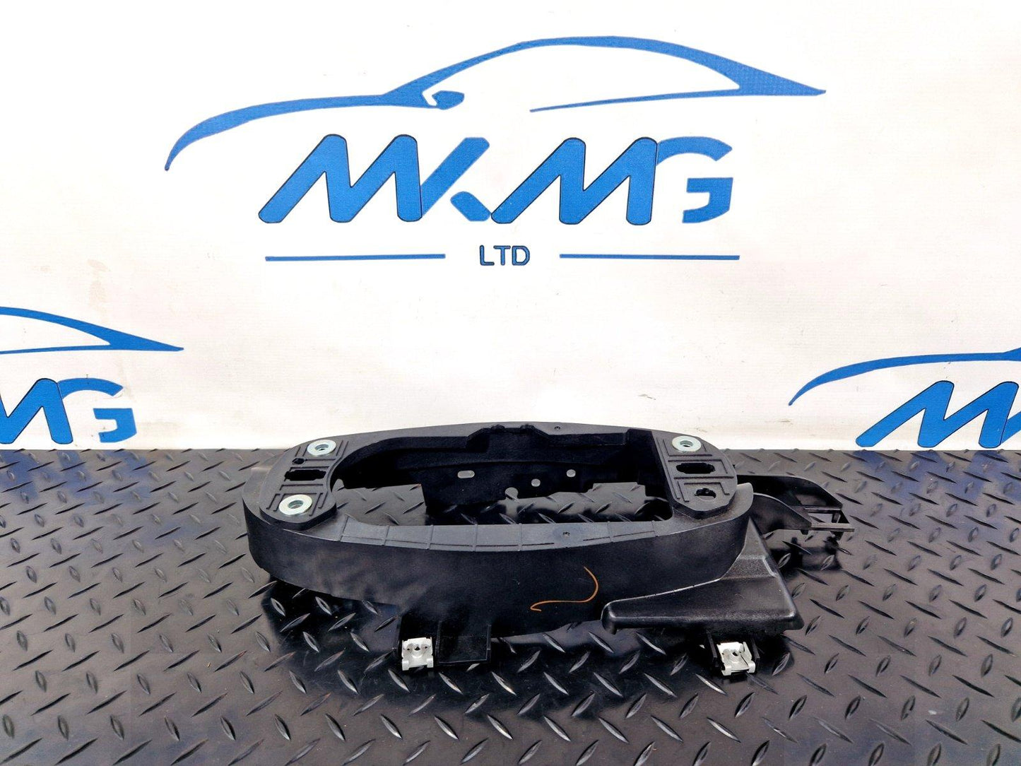 16-19 AUDI A4 B9 AVANT GENUINE GEARSTICK MOUNTING PLATE BRACKET 8W0863531