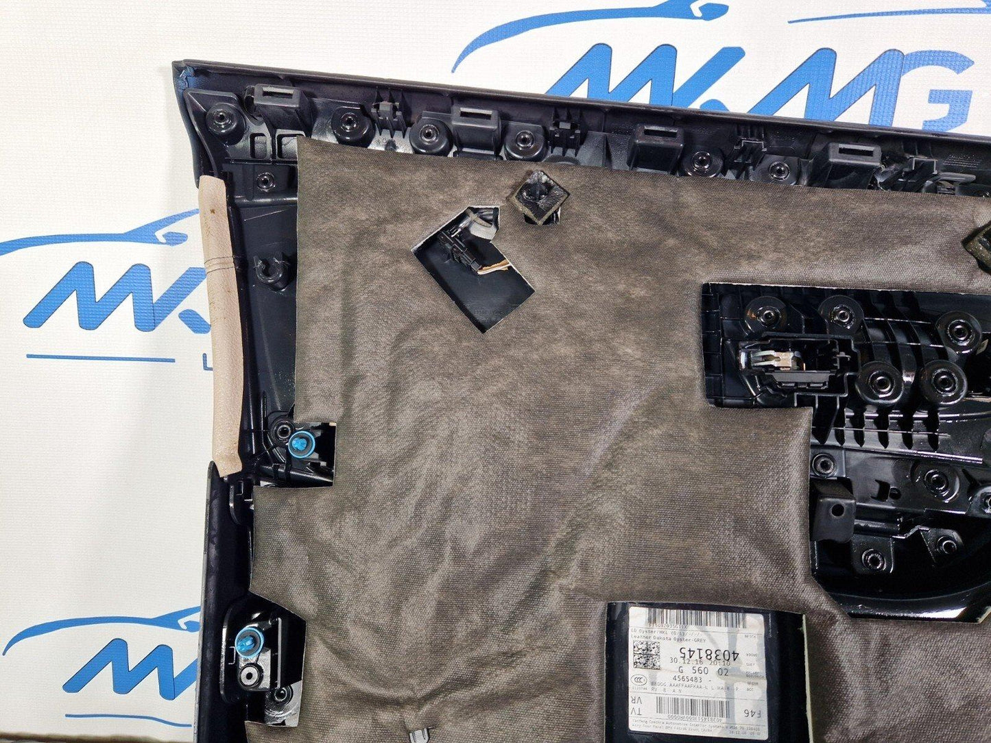 14-21 BMW 2 SERIES GRAN TOURER F46 GENUINE FRONT RIGHT DOOR CARD 7404824