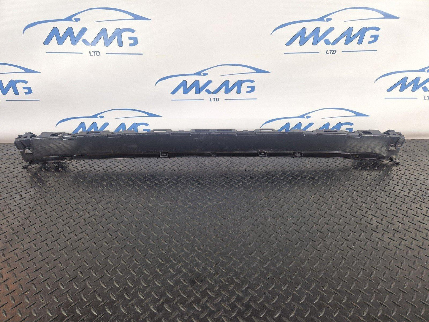 18-ON MERCEDES BENZ SPRINTER W907 W910 2.2 CDI OEM BUMPER MOUNT A9108854700