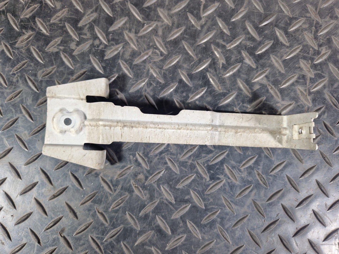 Mercedes W177 Rear Bumper Bracket Support Holder Left Right N/O/S A1776902502