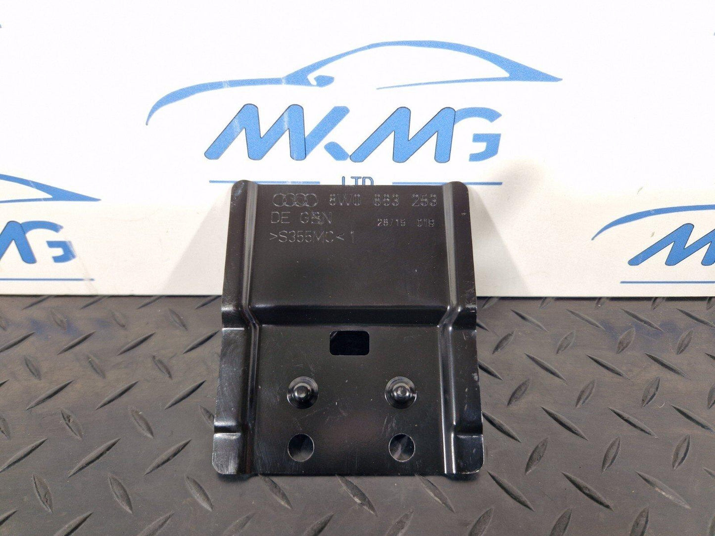 16-19 AUDI A4 B9 GENUINE REAR BOOT PANEL BRACKET HOLDER 8W0863253