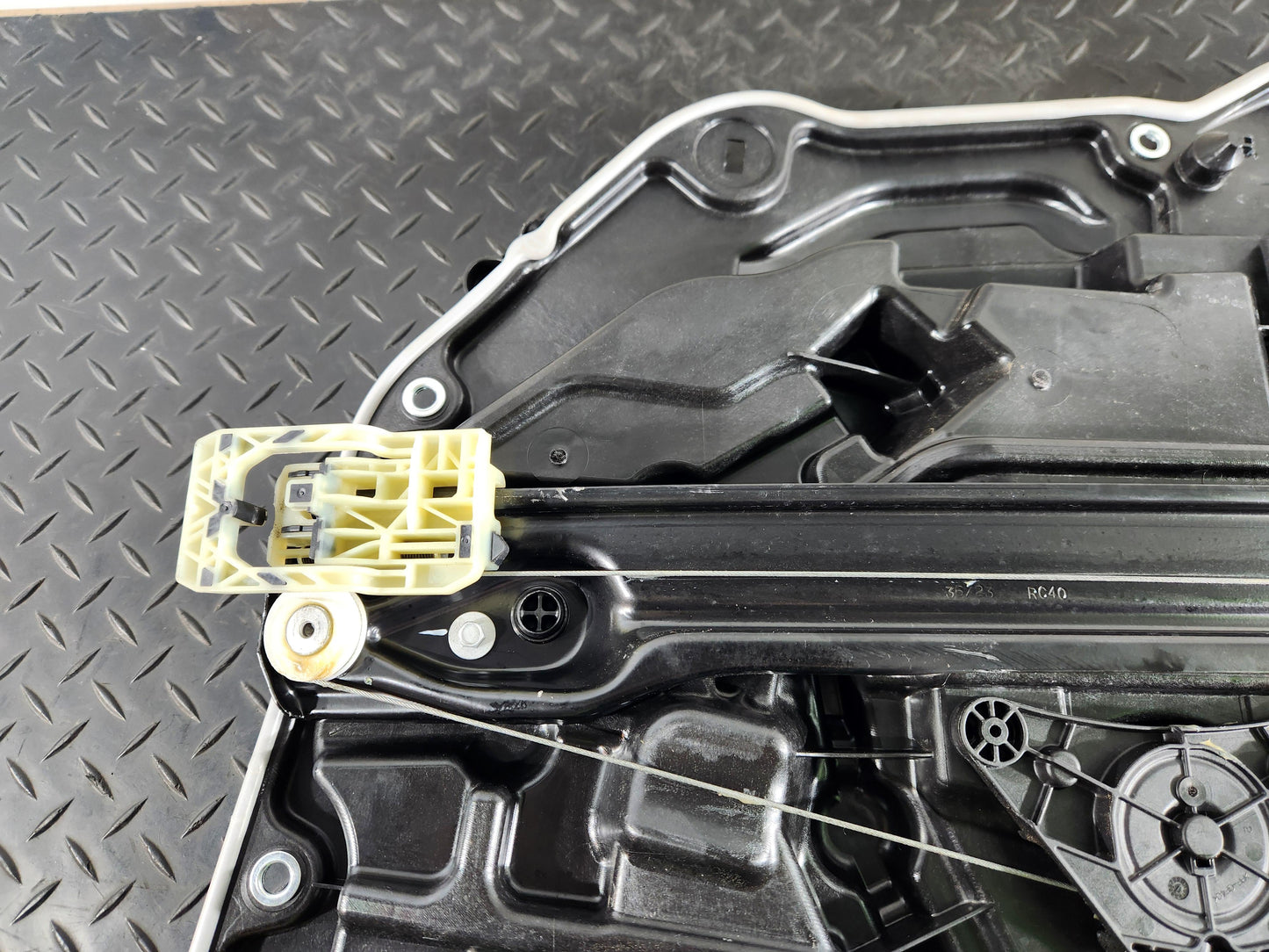 BMW 118i F40 Hatchback Rear Right Driver Window Regulator Motor 5A02FA8