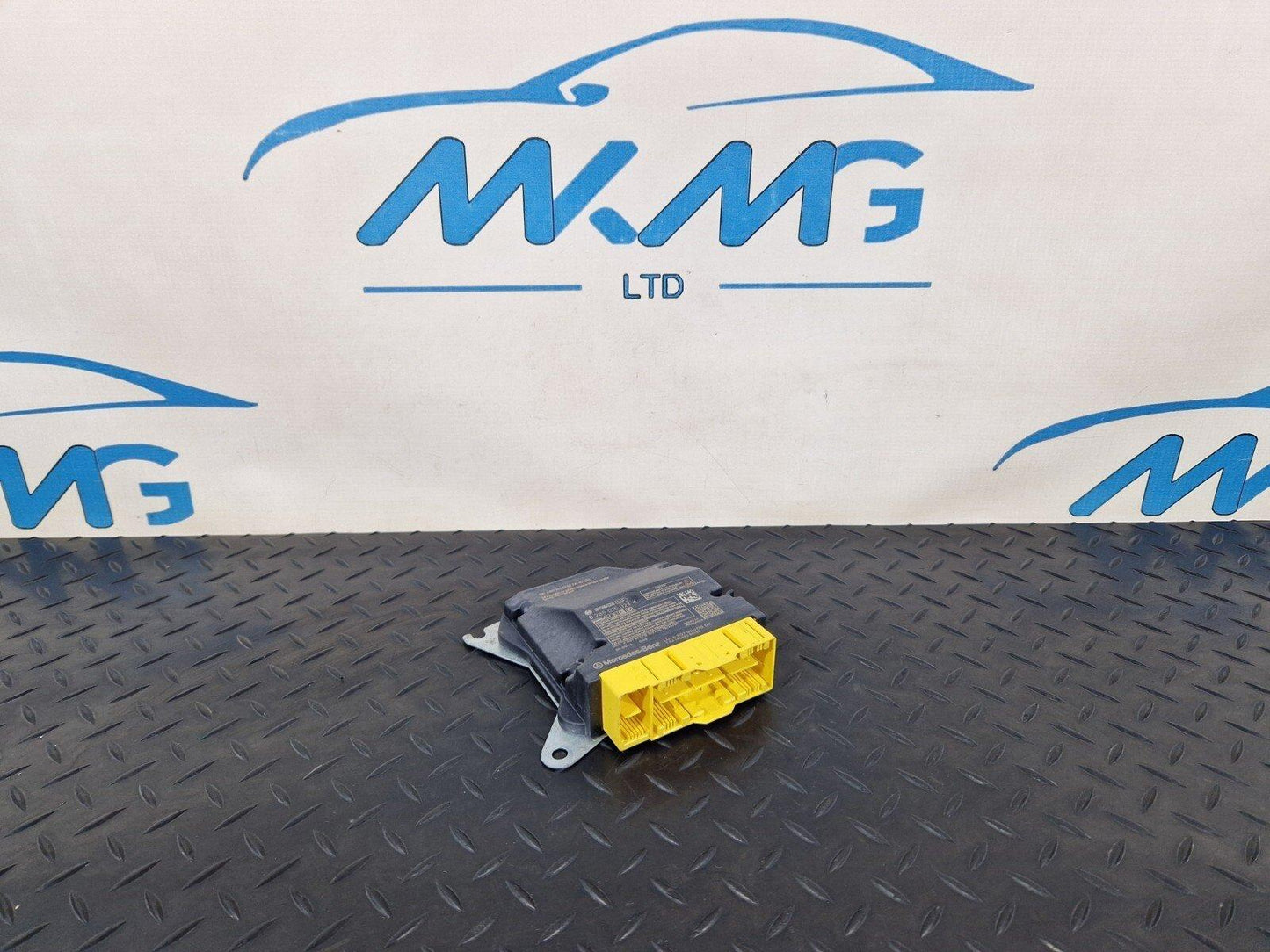 18-ON MERCEDES SPRINTER W907 W910 SAFETY BAG MODULE SENSOR UNIT ECU A9079000304